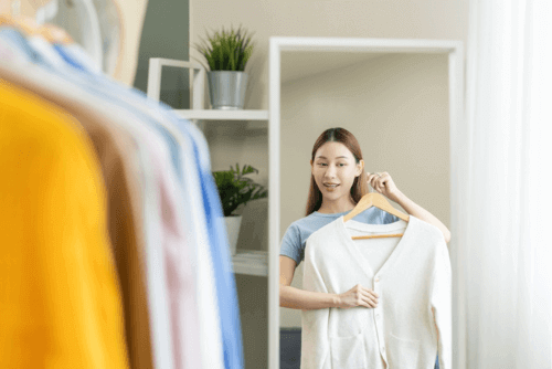 wardrobing